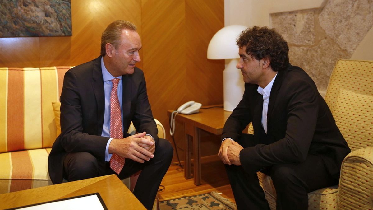Albert Fabra, presidente en funciones de Valencia, reunido con el president de Les Corts, Francesc Colomer