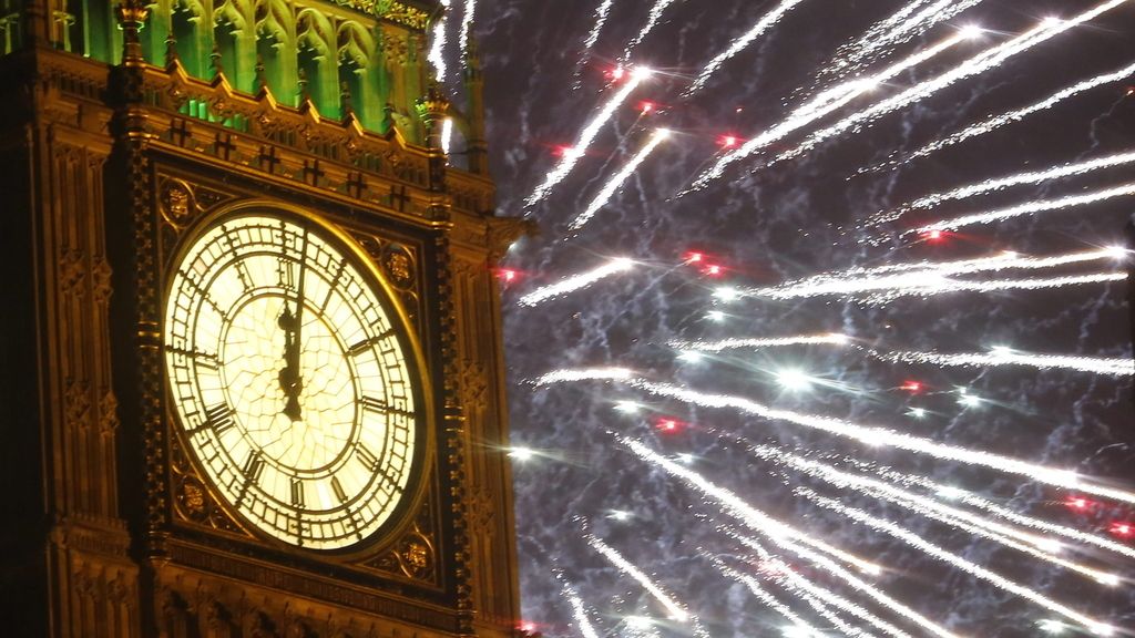 Espectáculo pirotécnico para recibir el 2014 en Londres