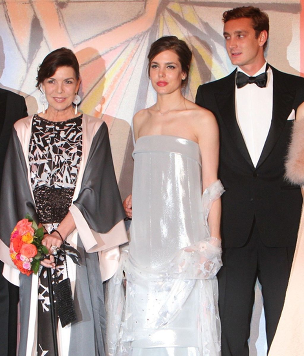 La Princesa Carolina con sus hijos, Carlota y Pierre