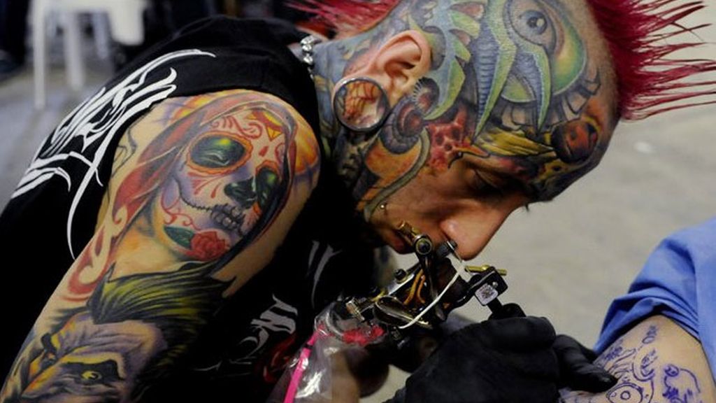 El tatuaje busca su lugar en la cima del Arte