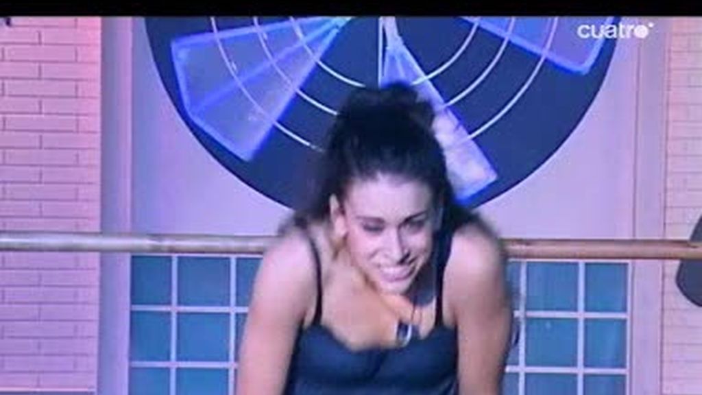 Alba expulsada de Fama