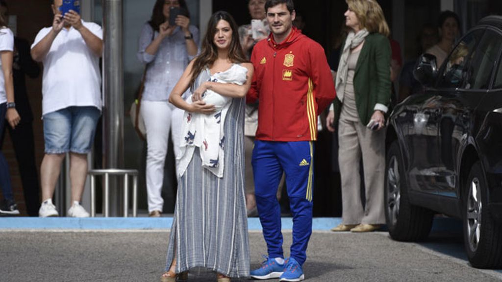 Uniforme de la selección y mantita de elefantes: ¡la presentación de Lucas Casillas!