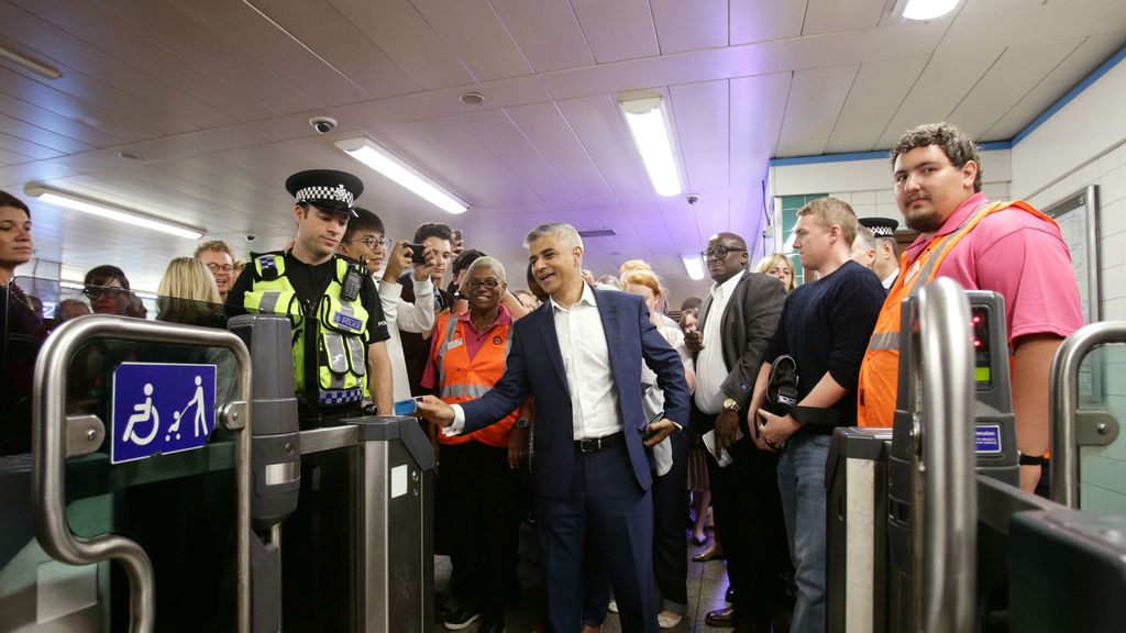 El metro de Londres ya tiene el deseado servicio nocturno