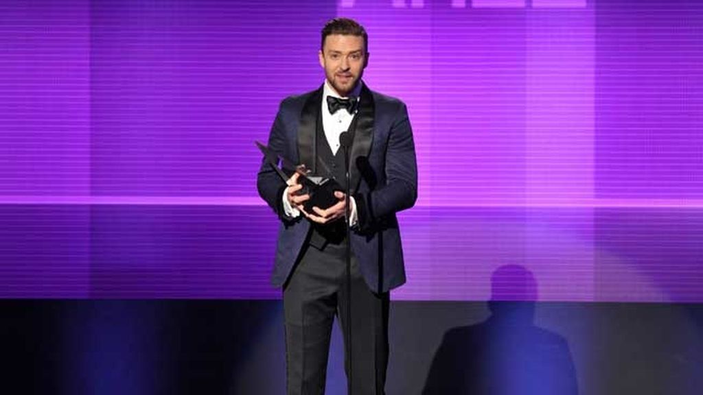 Taylor Swift, triunfa en los American Music Awards