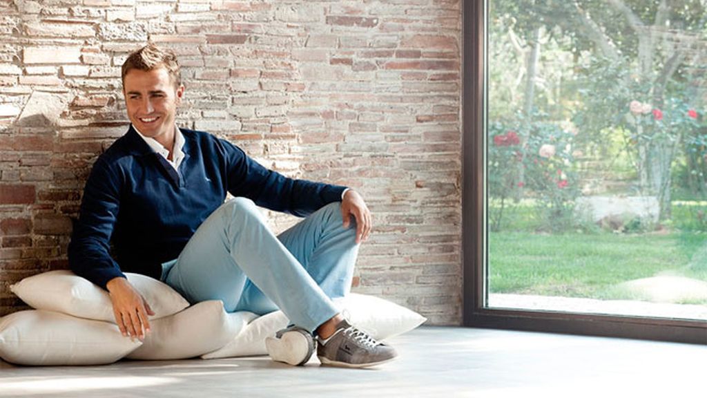 Cannavaro vuelve a ejercer de modelo