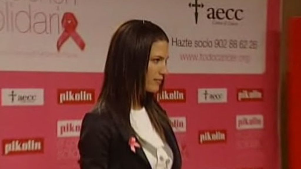 Famosos contra el cáncer de mama