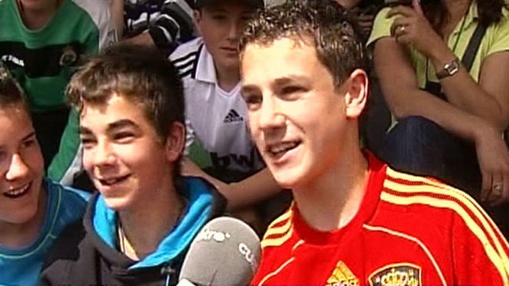 ¿Sabe el público cuales son los tres rivales de España en la primera fase?