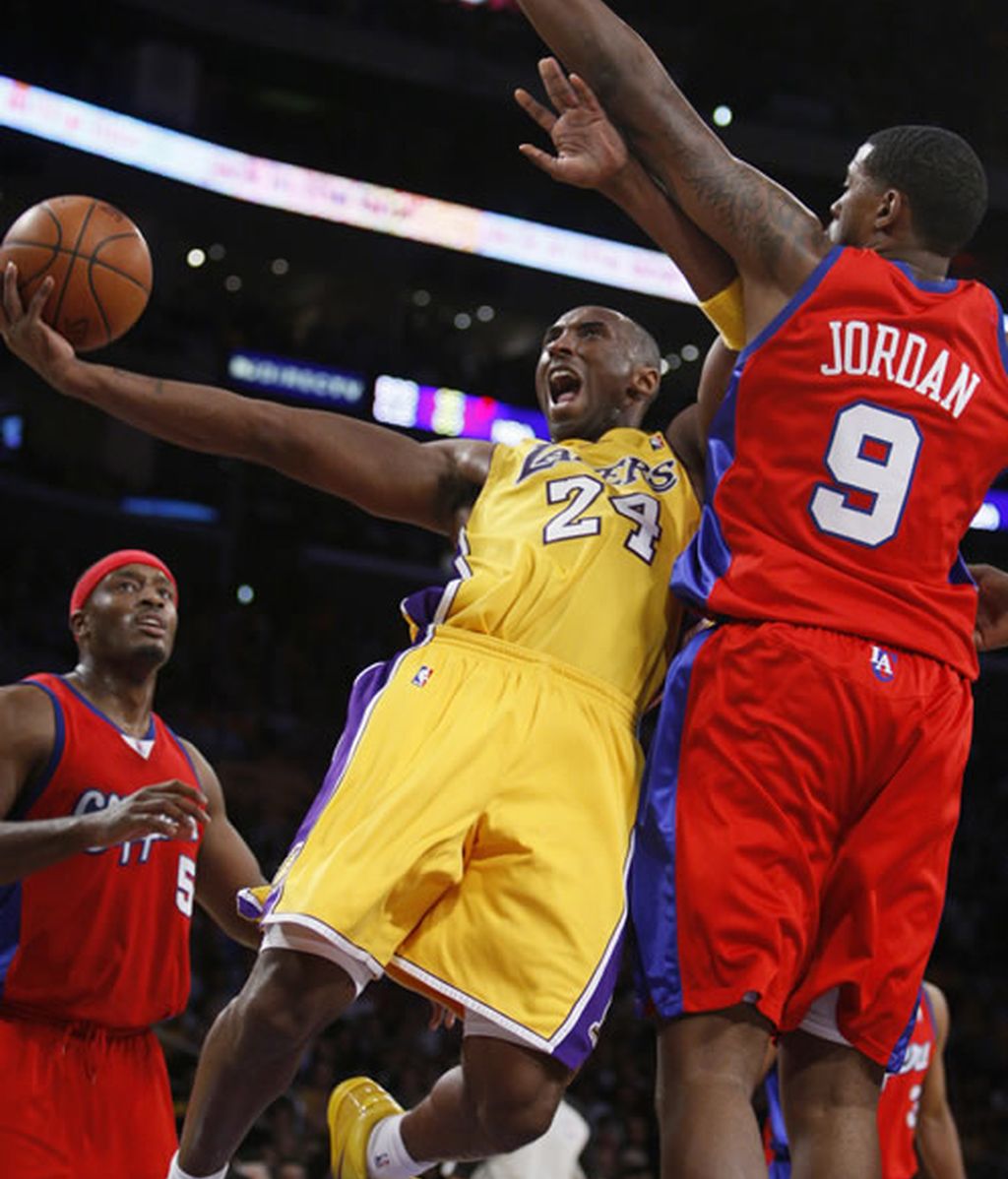 Laker Vs Cleveland