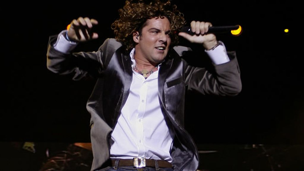 David Bisbal, durante un concierto