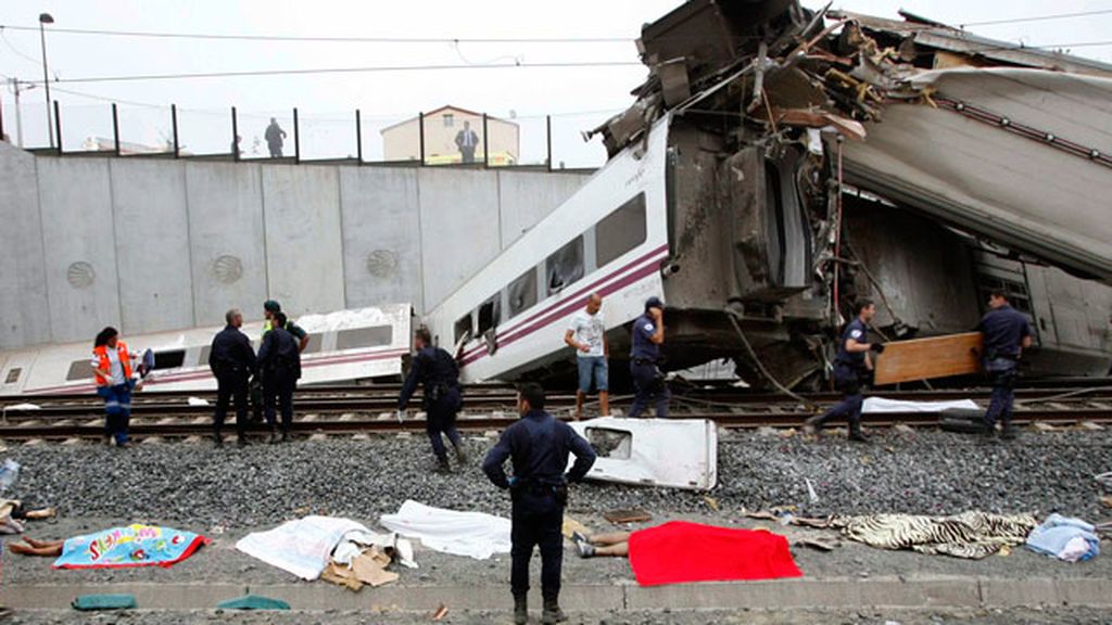 Descarrilamiento mortal de un tren en Santiago de Compostela