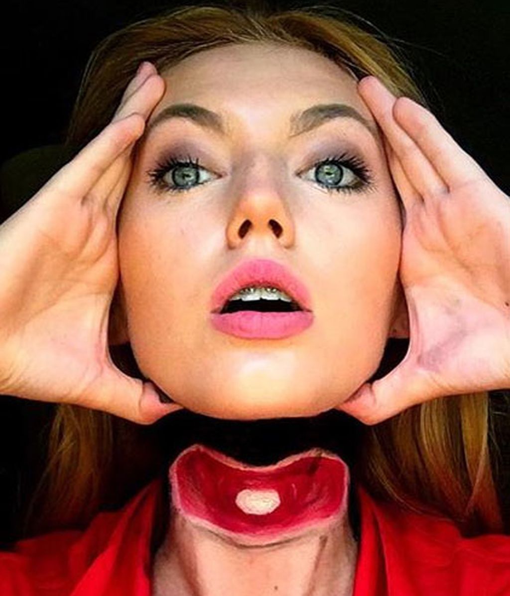 Tiffany Baze  consigue de forma autodidacta looks escalofriantes