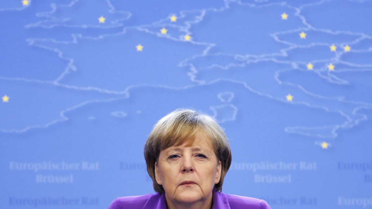 Alemania envía a EEUU a los jefes de Inteligencia por el espionaje a Merkel