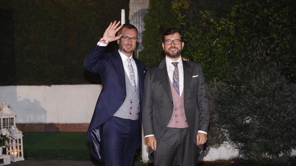 Maroto y José Manuel Rodríguez han dicho sí: el PP se va de boda gay