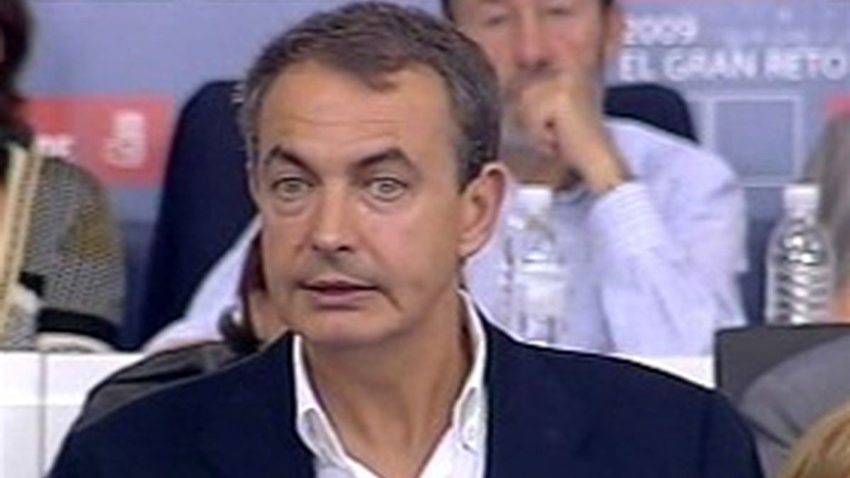 Zapatero durante el Comité Federal