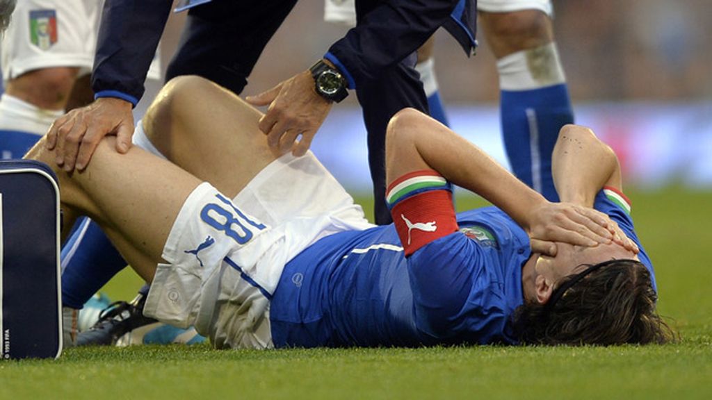 Montolivo se rompe la tibia ante Irlanda