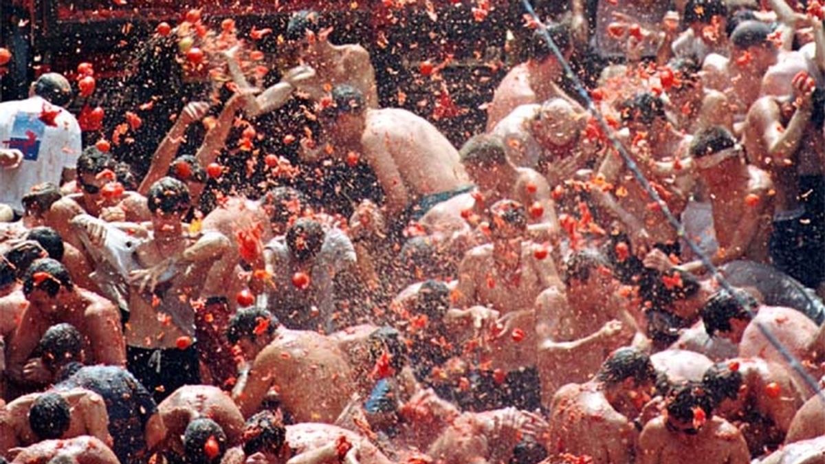 La fiesta de la tomatina en Buñol, Valencia