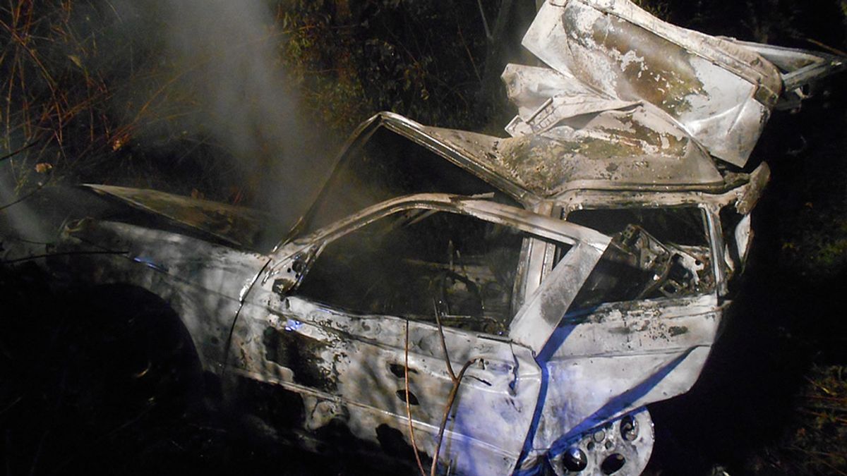 Mueren dos jóvenes de 16 y 19 años tras un accidente en el que se incendió su coche en Val do Dubra