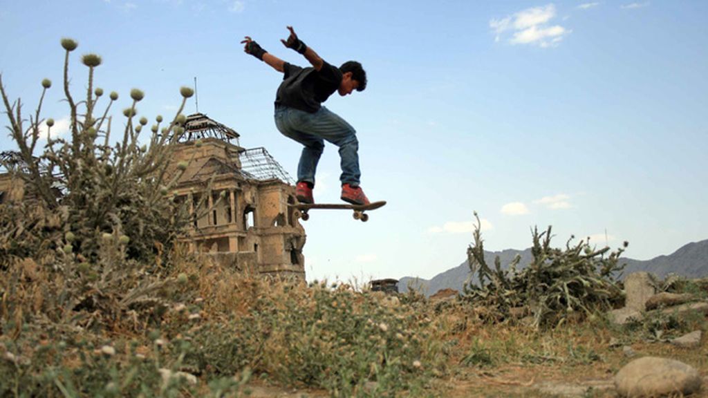 Niñas de la calle, salvadas por el skate