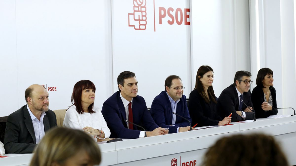 El PSOE reúne a su ejecutiva tras el principio de acuerdo con Ciudadanos