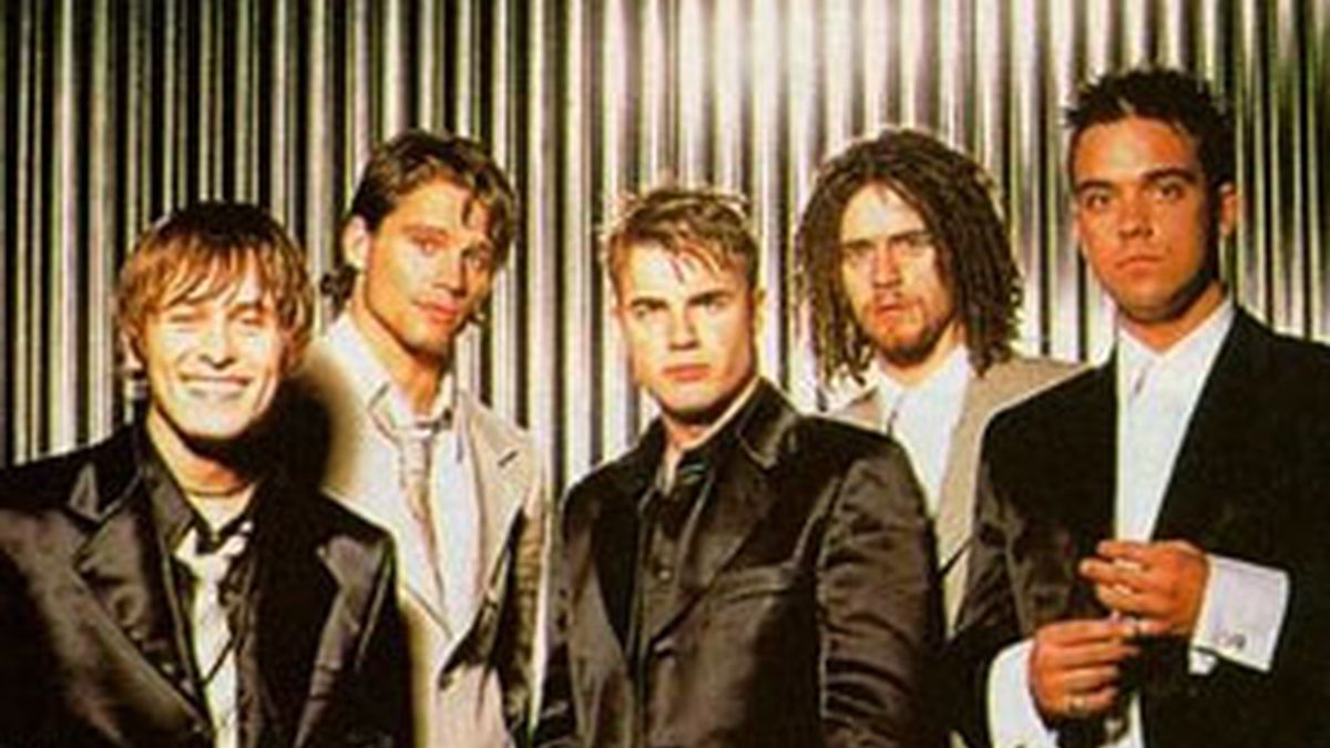 Fotografía de archivo con Take That al completo.