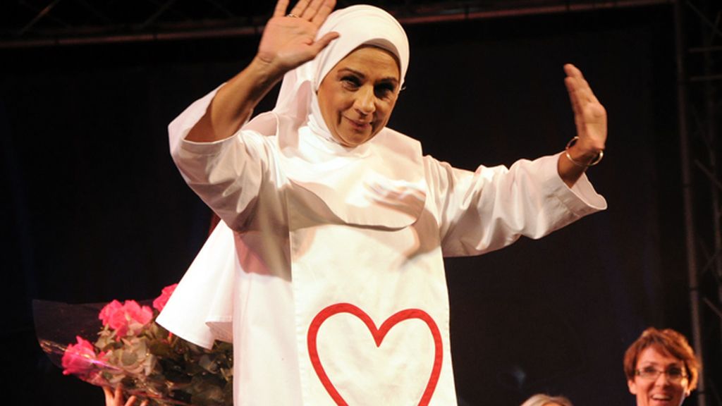 Lolita saludó al público al finalizar la función