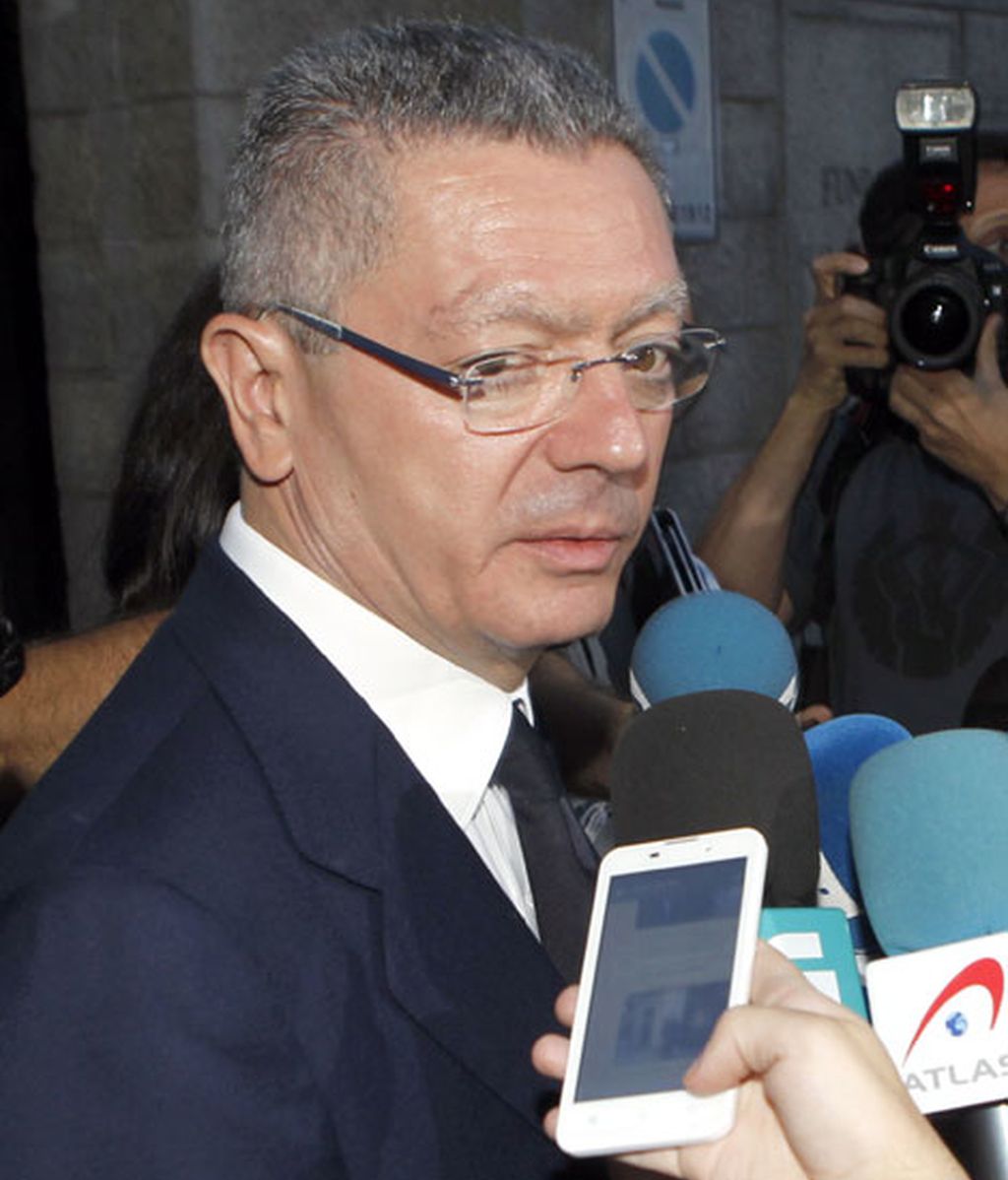 Alberto Ruíz Gallardón dedicó unas palabras de cariño a Álvarez ante los medios