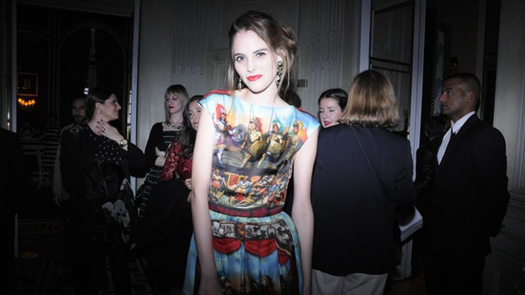 Marina Jamieson acudió a la fiesta con este impresionante look de Dolce & Gabbana