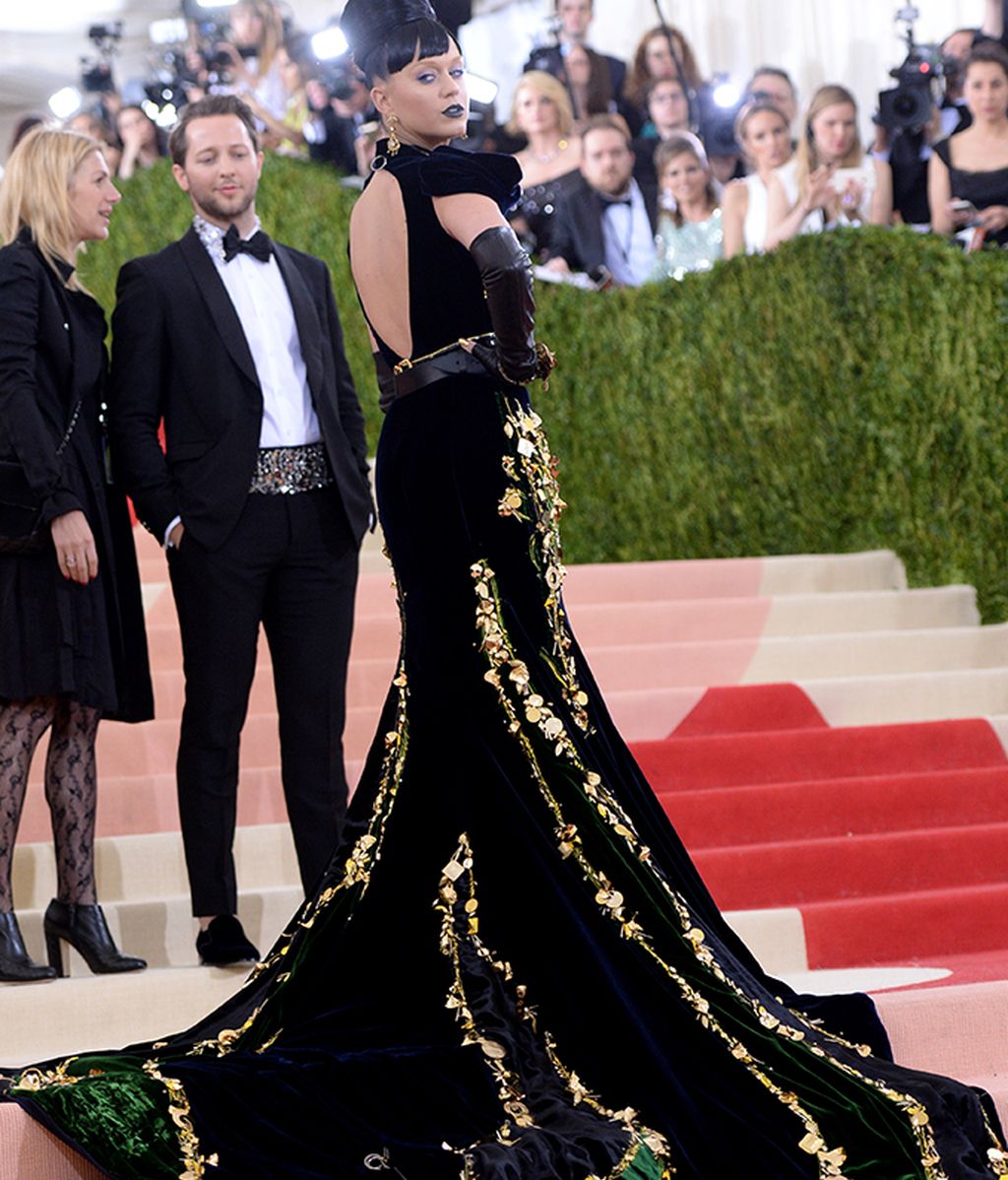 Katy Perry vestida de Prada