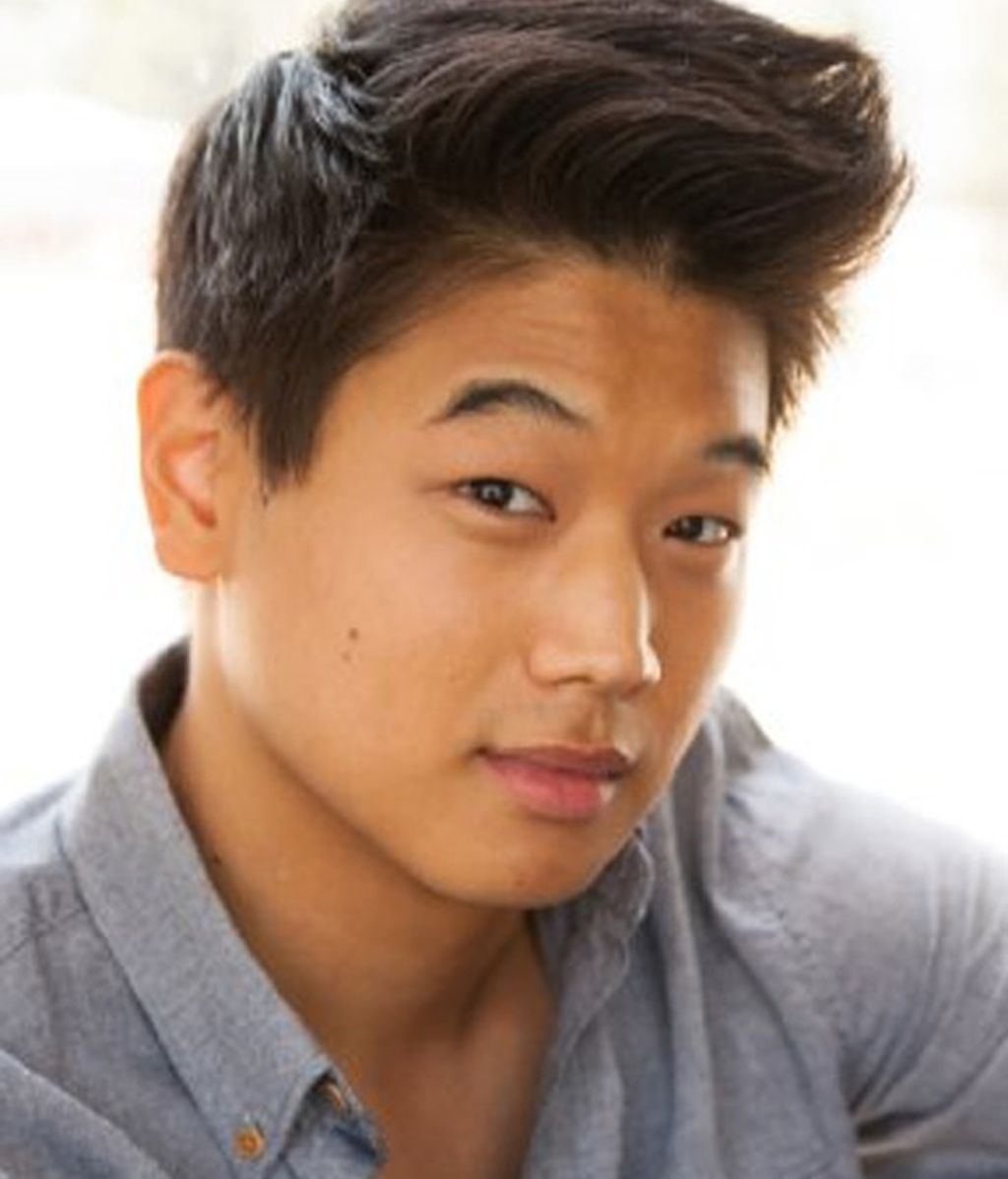 Ki Hong Lee