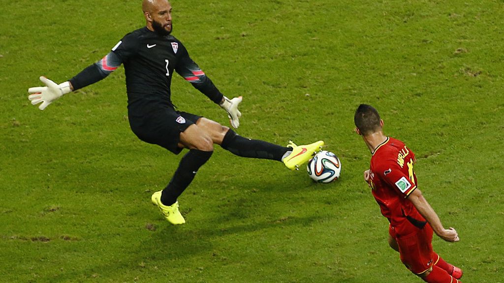 Por arriba o por abajo, Howard las paraba todas