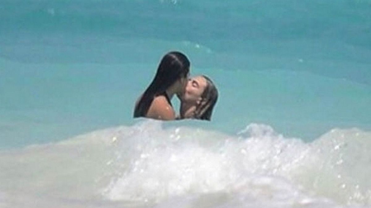 Pasión entre Michelle Rodríguez y Cara Delevingne en Cancún