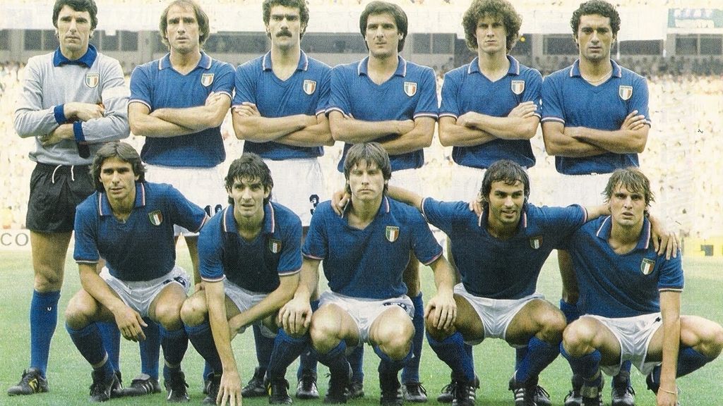 Rossi coloca la tercera estrella a Italia en España 82