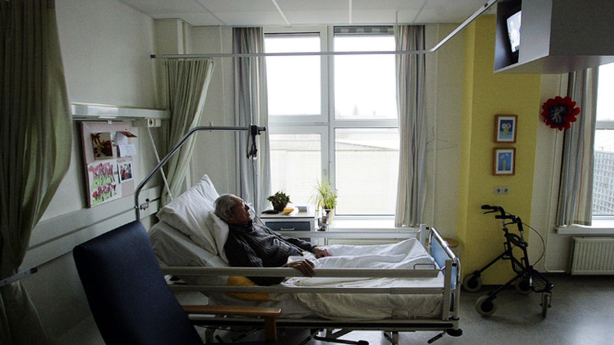 Un enfermo en un hospital