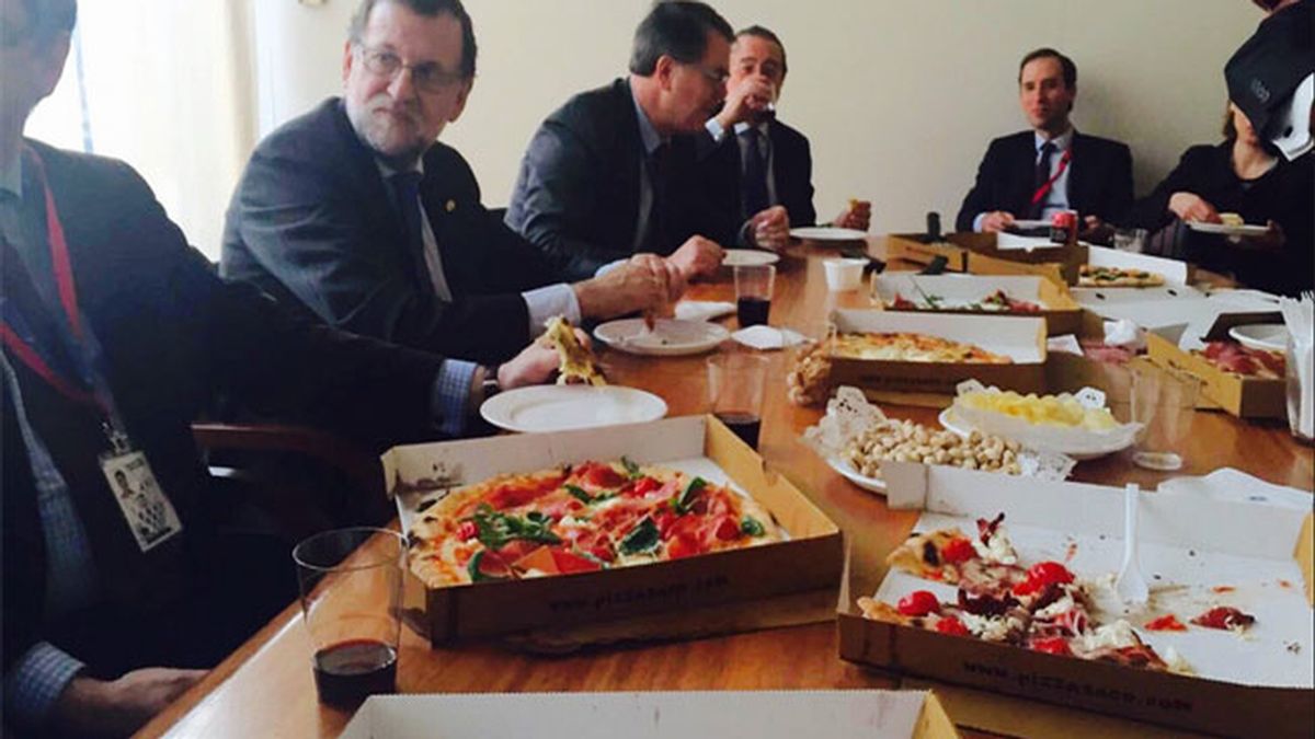 Mariano Rajoy tuitea una foto de la reunión en Bruselas