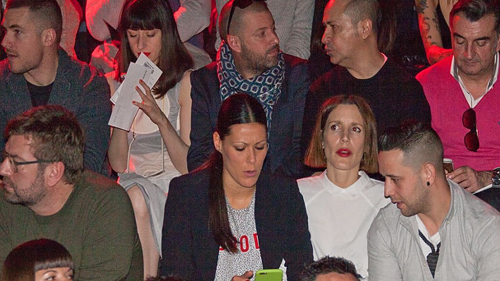 Asistentes desfile Davidelfin