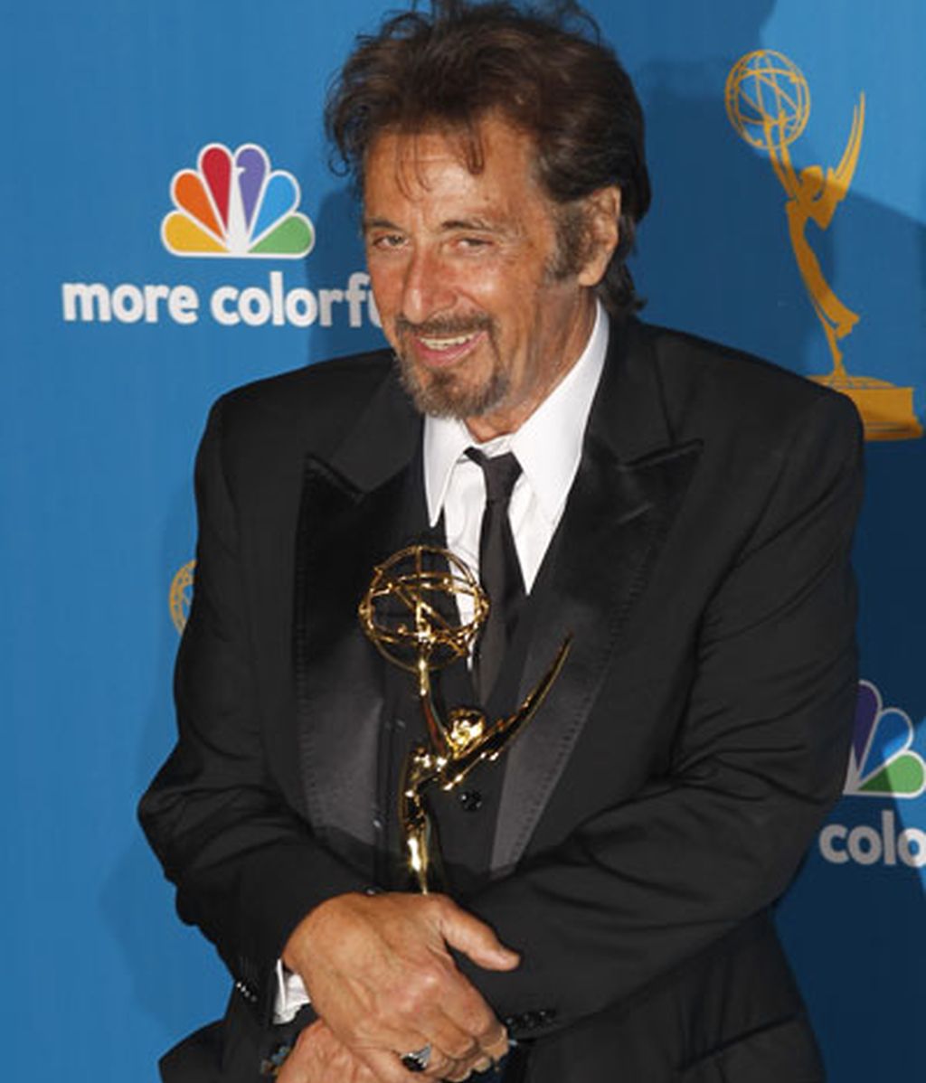 Si quieres un Emmy, vístete de negro