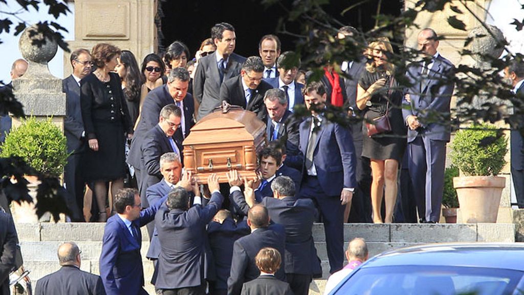 Paloma O'Shea, su sucesora Ana Patricia, todos los nietos... la despedida de Botín