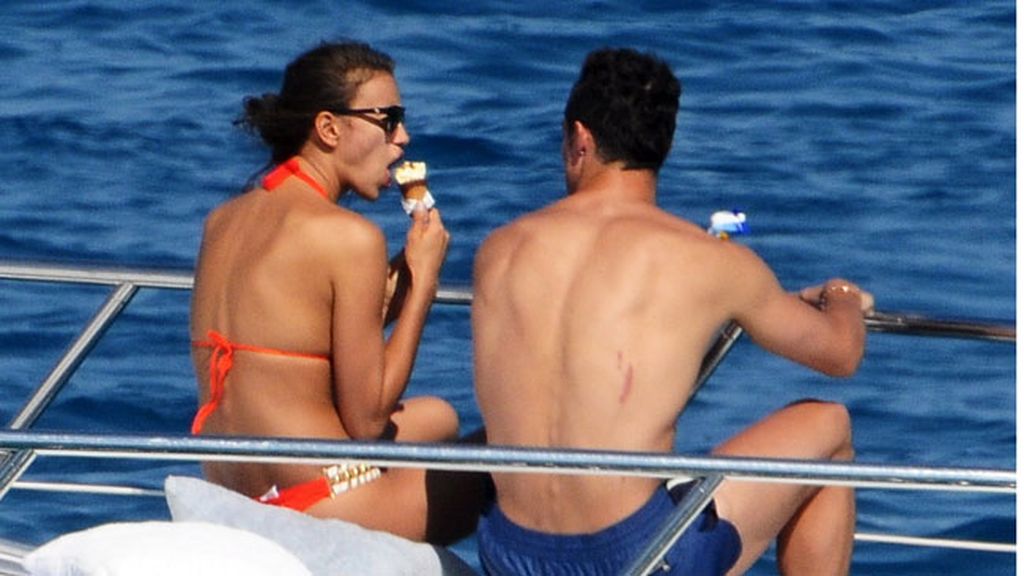 Cristiano se deshizo en cuidados con su hijo