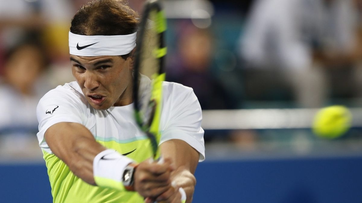 Nadal estrena el 2016 con una gran victoria sobre Ferrer