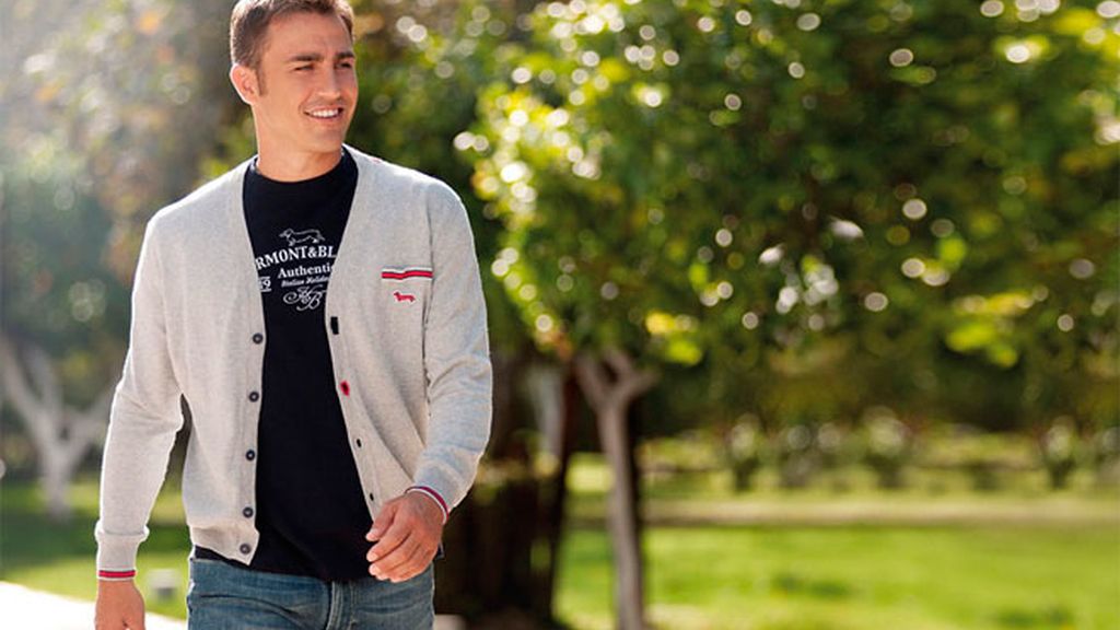 Cannavaro vuelve a ejercer de modelo