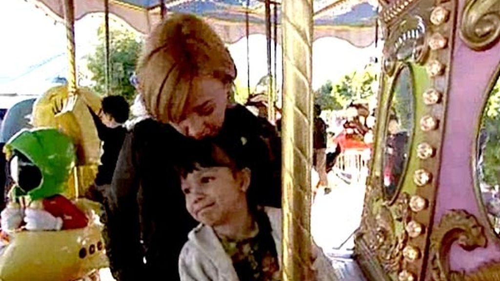 Cap. 8, T.2. 'Un país muy lejano'