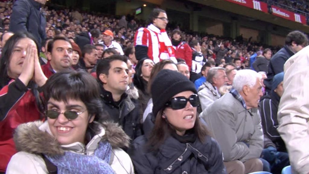 Samanta ha acudido a toda clase de actos como una invidente