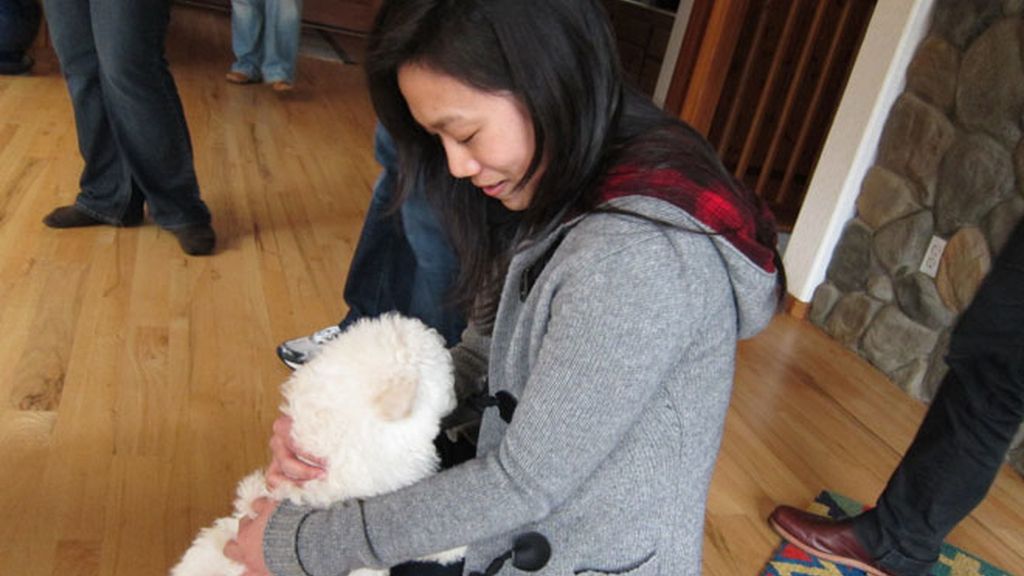 Zuckerberg tiene corazón y un perrito (del que es fan)