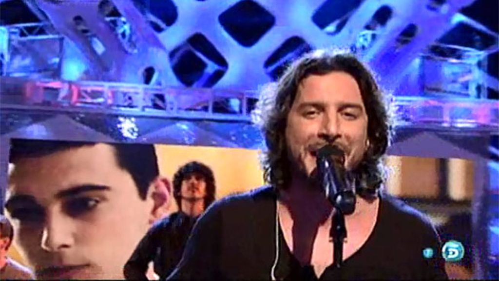 El artista ha dedicado a Rosa el tema 'No dejes de soñar'