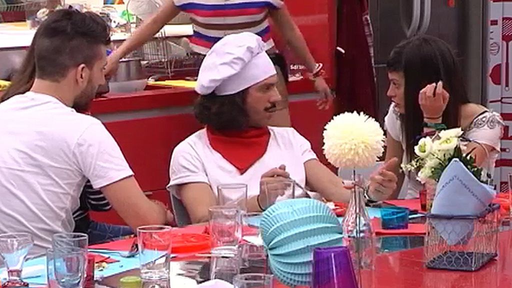 Los veteranos critican a Raky por llevarse bien con los nuevos