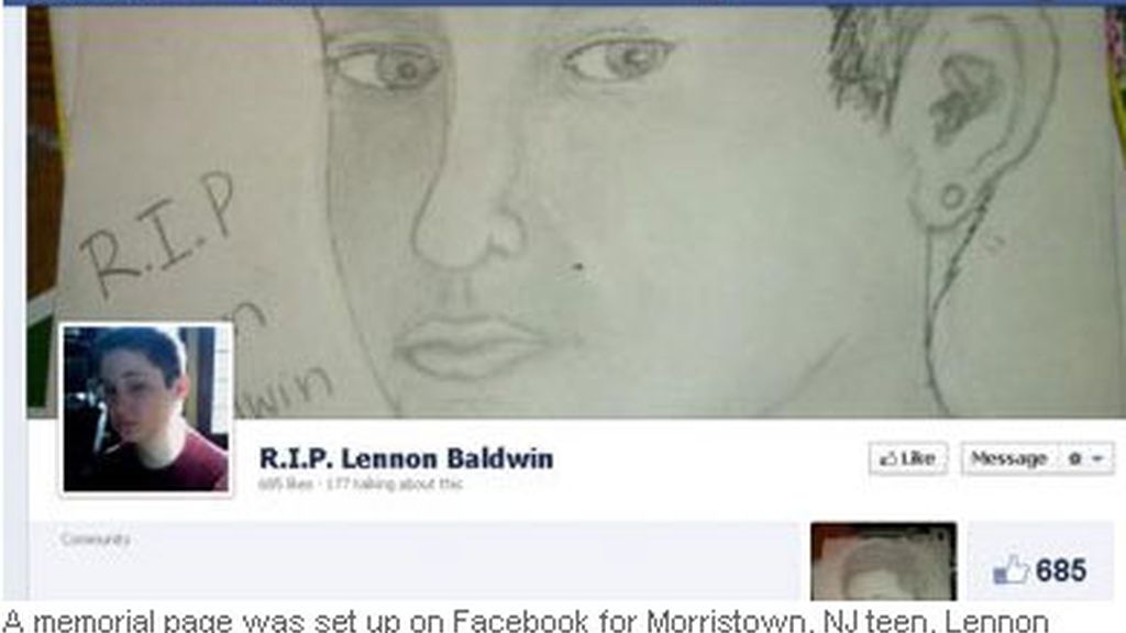 Lennon Baldwin se ahorca con 15 años para dejar de ser acosado Lennon Baldwin se ahorca con 15 años para dejar de ser acosado