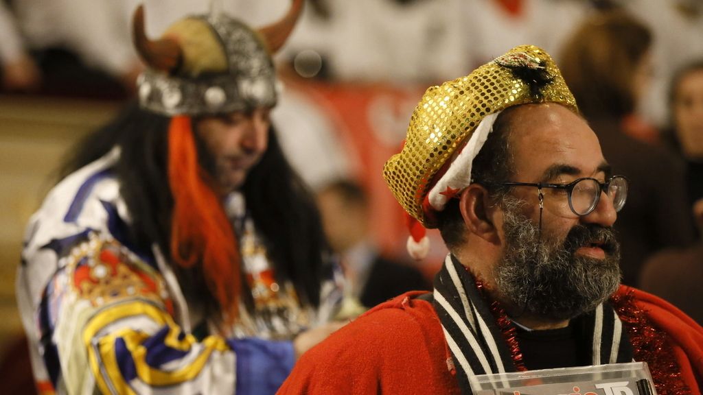 Tradicionales disfraces en el sorteo