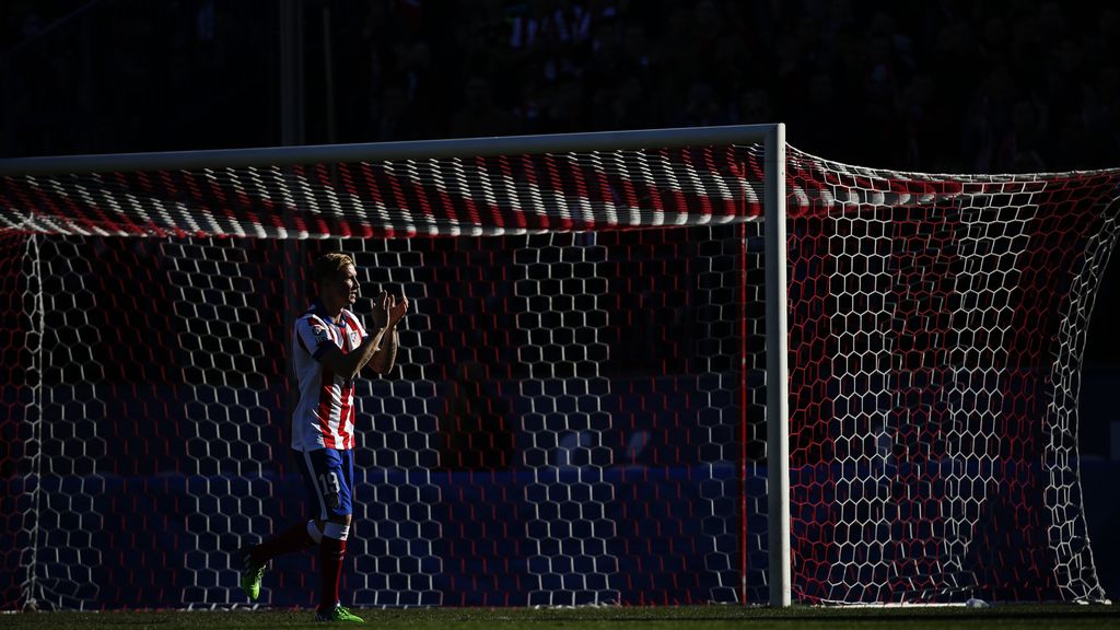 Las mejores fotos de la presentación de Fernando Torres con el Atlético de Madrid