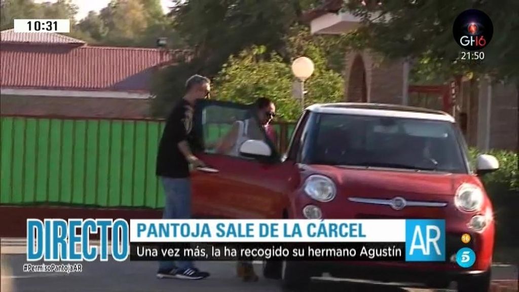 La cantante se mostró más seria que en las anteriores ocasiones