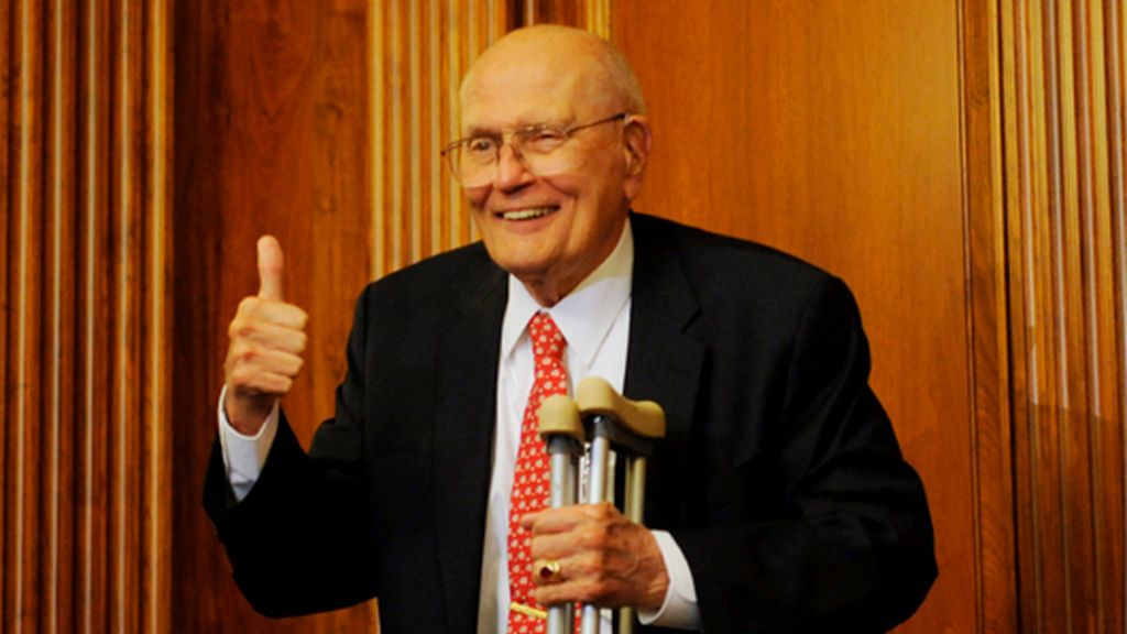 La reforma sanitaria de Obama pasa su primer examen